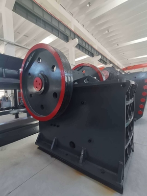 Tecnologia avanzata Grande macinatore di mascella blu per la frantumazione del minerale
