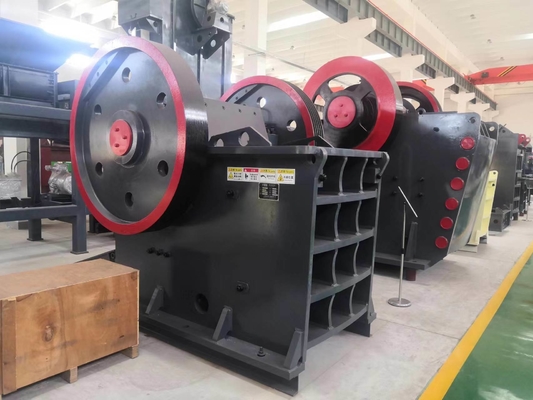 600*900mm Dimensione di ingresso Macinatore di mascella di calcare con Capacità 5-800tph