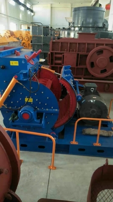 Richiesta personalizzata Versione europea di Rough Grinding Raymond Mill