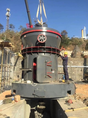 Macchina di molino Raymond dal pagamento iniziale per il minerale di calcare competitivo 80-325 mesh