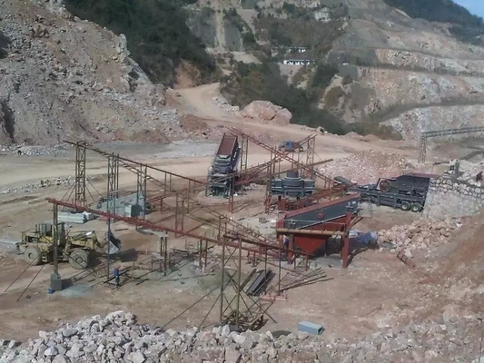 Potenza del motore Stazione di frantumazione della mascella 55-75kw per calcestruzzo calcestruzzo calcestruzzo basalto granito frantumazione
