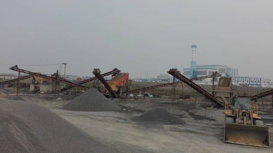 Impianto di produzione di aggregati di pietra mineraria per la linea di frantumazione della mascella standard sul mercato
