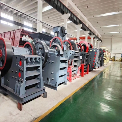 Macchine per la frantumazione di pietre per l'estrazione del minerale Macchine per la frantumazione della mascella Pec con potenza motrice da 90 a 400 kW