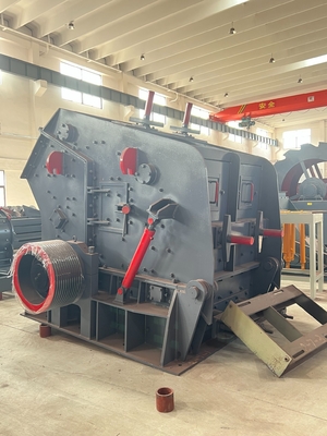 1 anno Servizio post-vendita PF1315 trituratore d'impatto per macchine minerarie trituratore di pietra