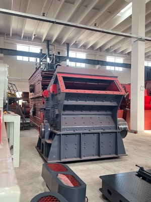 Colpisore di aggregati per la produzione di linee di produzione dimensione di ingresso 300-700 mm tecnologia avanzata