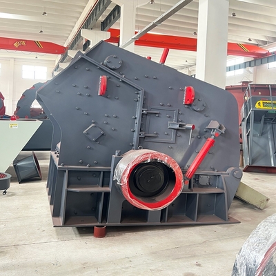 Servizio post-vendita 1 anno Competitive PF1315 Impact Crusher per la miniera di cantine a Sell