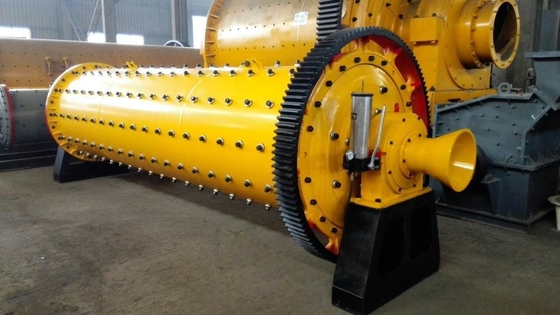 Molino a sfere ampiamente utilizzato per materiali di ferro